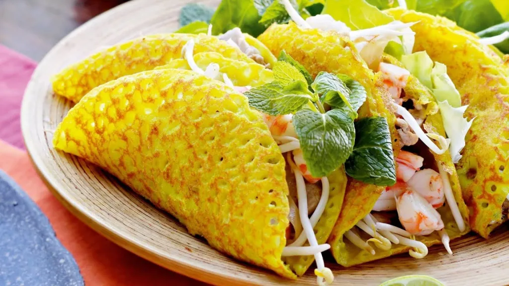 Da Nang Signature Local Street Food by Motorbike