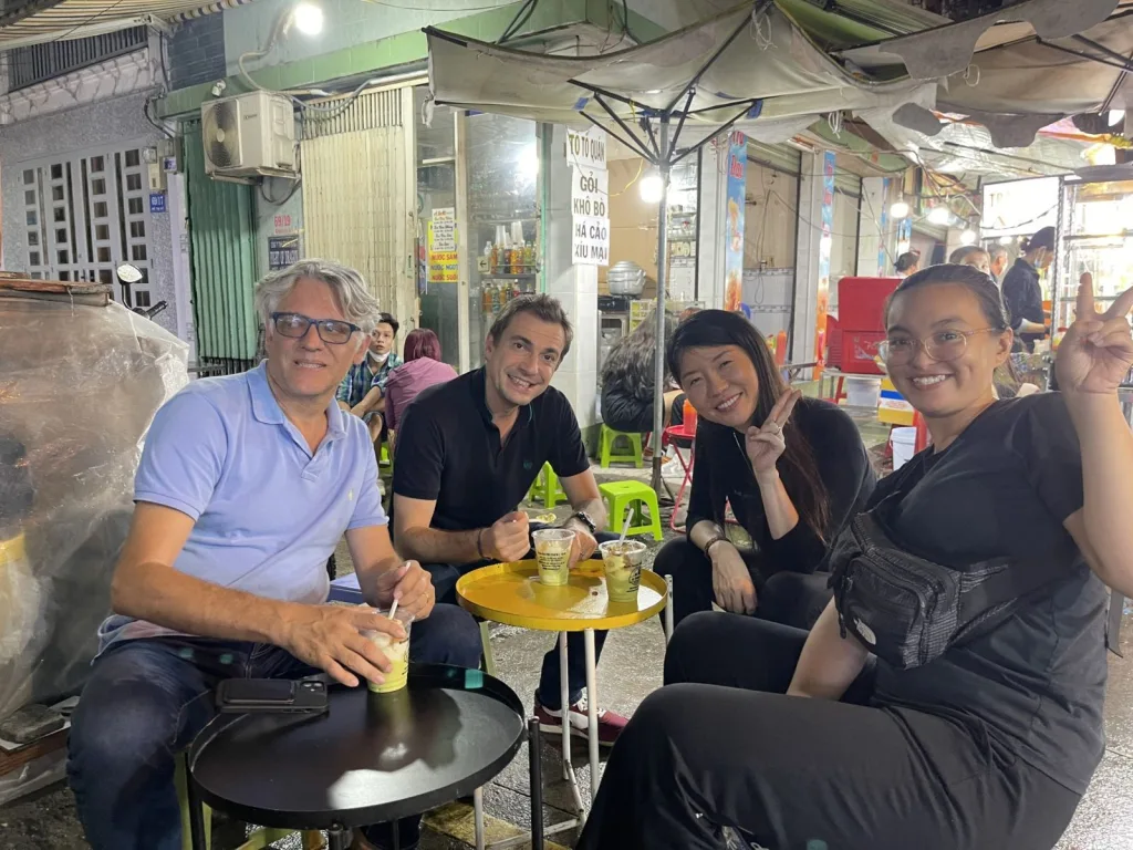 Da Nang Local Street Food and Hidden Gems Walking Tour