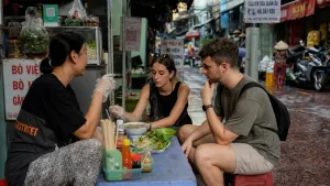 Vietnam Street Food Safety: What Locals Notice First in 2026